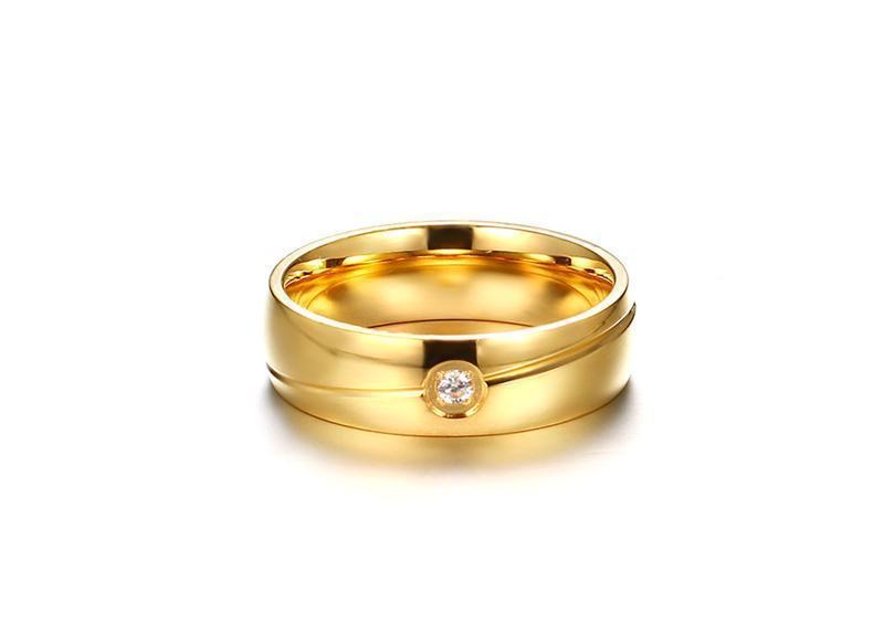 Personalized Simple Ring With Solitaire Diamond