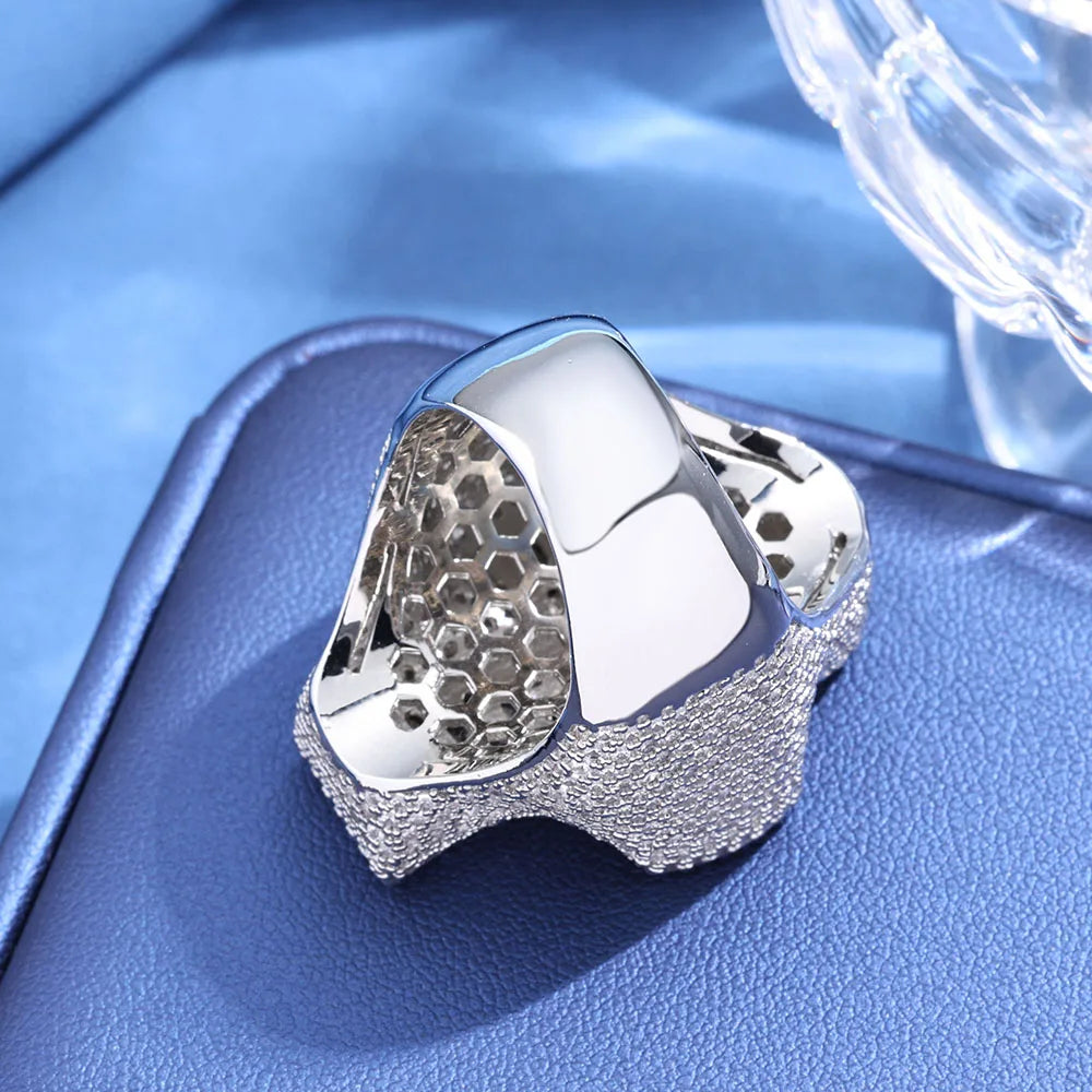 Round T-shaped Diamond Holiday Gift Cuban Men's Ring Sparkling 18k Gold-Plated Cross Ring Hip-Hop Style Iced Out Diamond