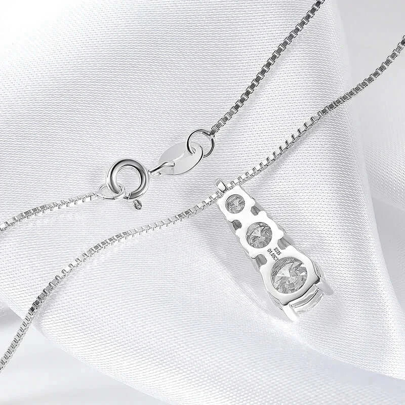 1.8CT Moissanite Pendant Necklace for Women & Men – 3-Stone Sparkling Diamond Jewelry