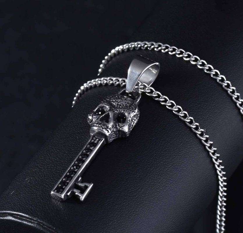 Men's Ghost Head Key Pendant Stainless Steel Necklace Old Oil Does Not Fade